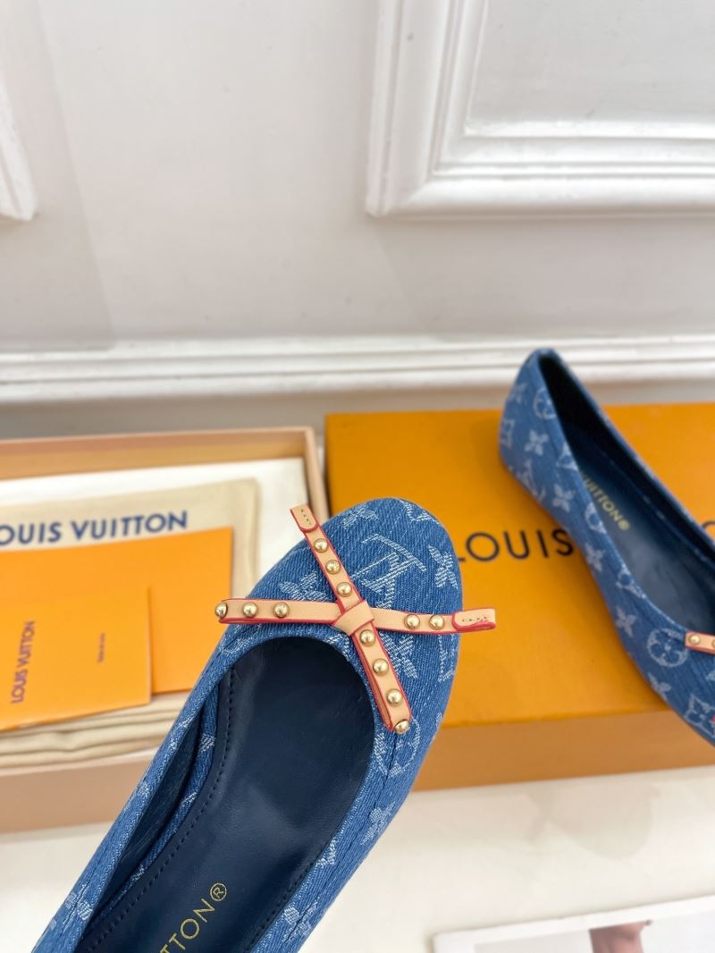 Louis Vuitton Flat Shoes